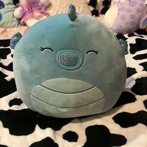 Cute little sea horse squishmallow her name is Dee Dee